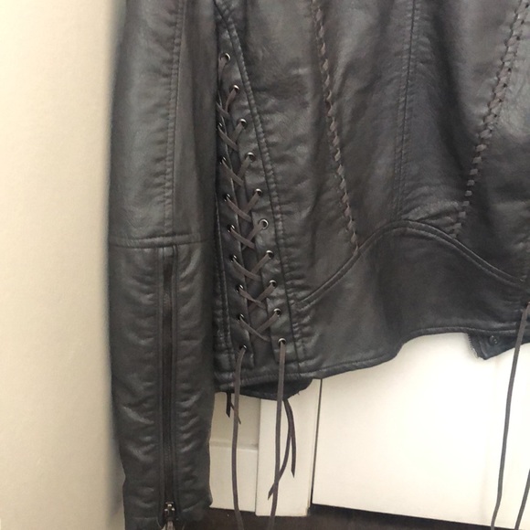 Blank NYC Grey faux leather jacket - Picture 4 of 4